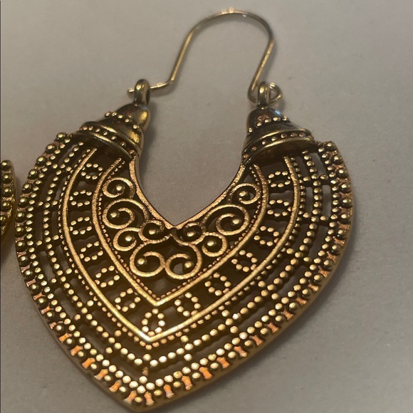 Elegant Gold Dangle Earrings - Picture 6 of 10